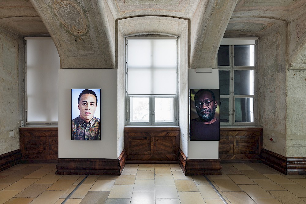 Miss Communication and Mr:Re