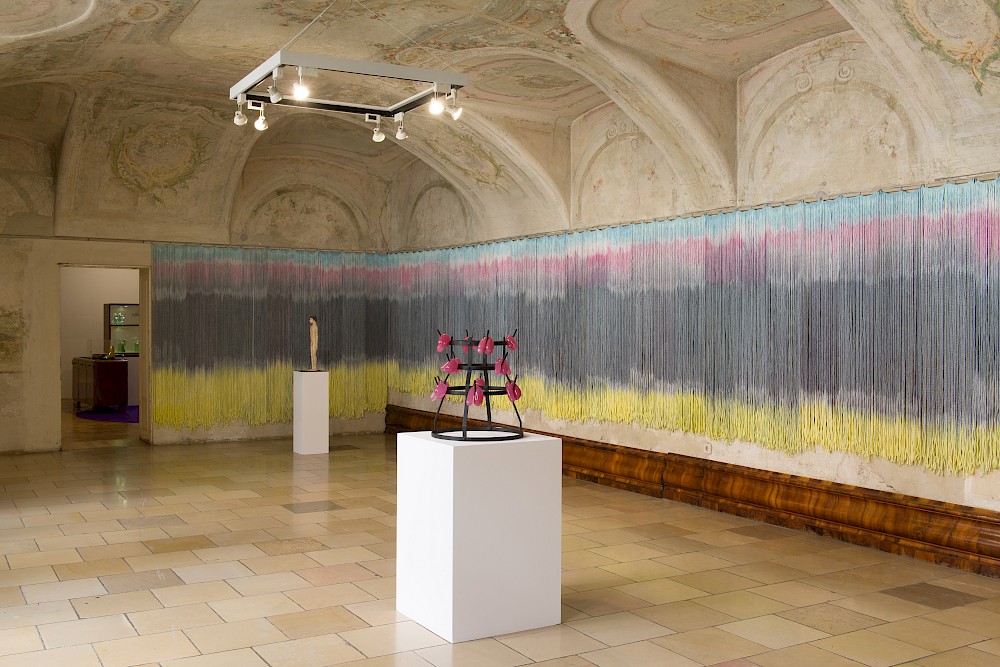 Installationsansicht Pride and Prejudice, Art & Craft – A Love Story