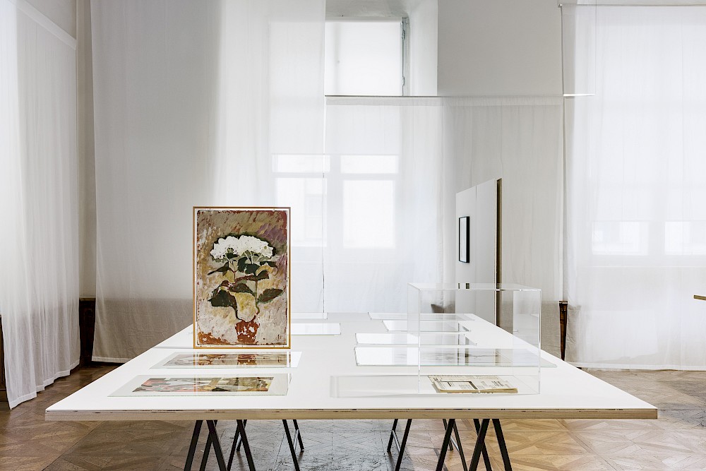 Ausstellungsansicht, Hortensie, um 1938