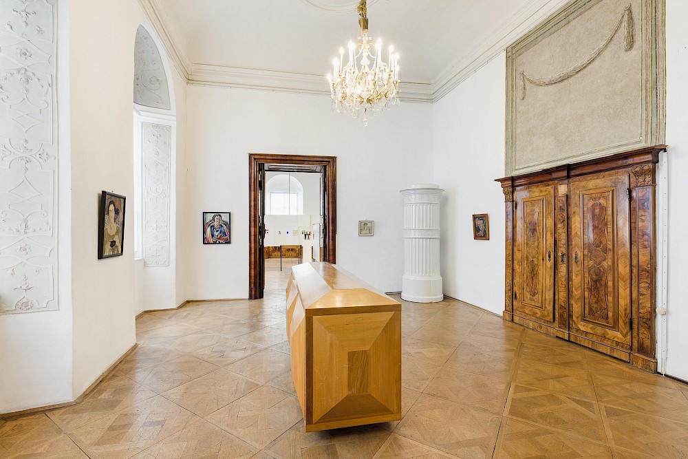 Ausstellungsansicht mit Arbeiten von Oswald Oberhuber, Silvia Koller, Albert Paris Gütersloh, Karl Steiner, Carry Hauser, u.a.