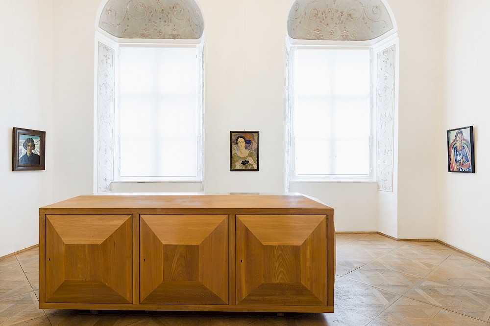 Ausstellungsansicht mit Arbeiten von Oswald Oberhuber, Silvia Koller, Albert Paris Gütersloh, Karl Steiner, u.a.