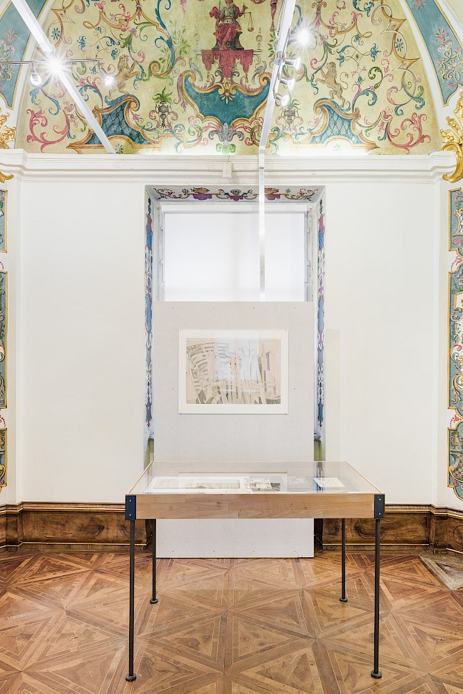 Ausstellungsansicht mit America von Elisabeth Karlinsky, u.a.