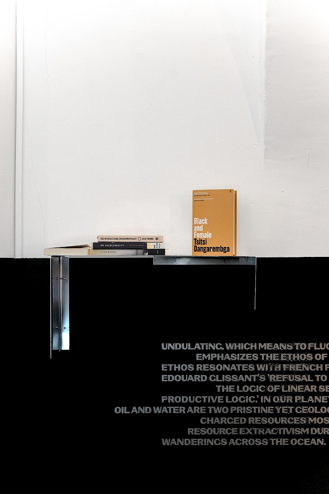 Ausstellungsansicht, Undulating Currents